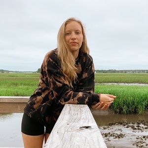 Meet your Posher, Lacey